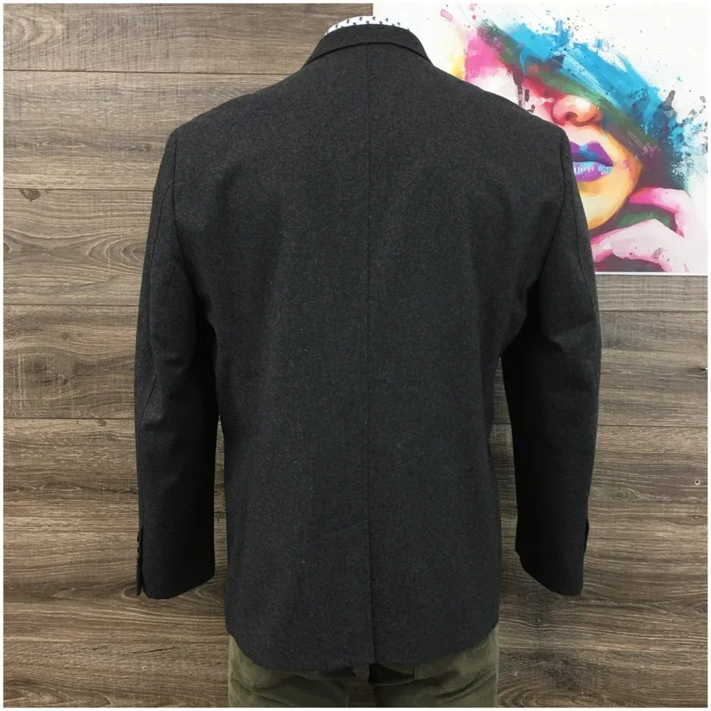 American Eagle Mens Blazer Sport Coat 2‎ Button Casual Jacket Size 46R Wool Suit